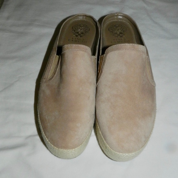 Vince Camuto Suede Platform Mule - Picture 2 of 8